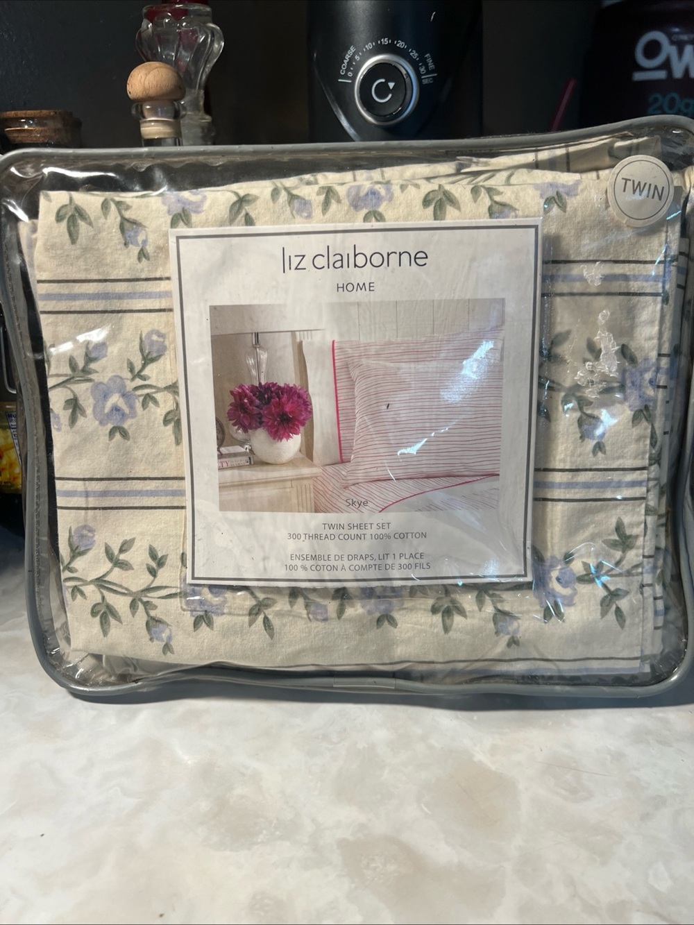 NWT Liz Claiborne Floral Twin Sheet Set in Cream, Lavender and Green ROSES 🌹